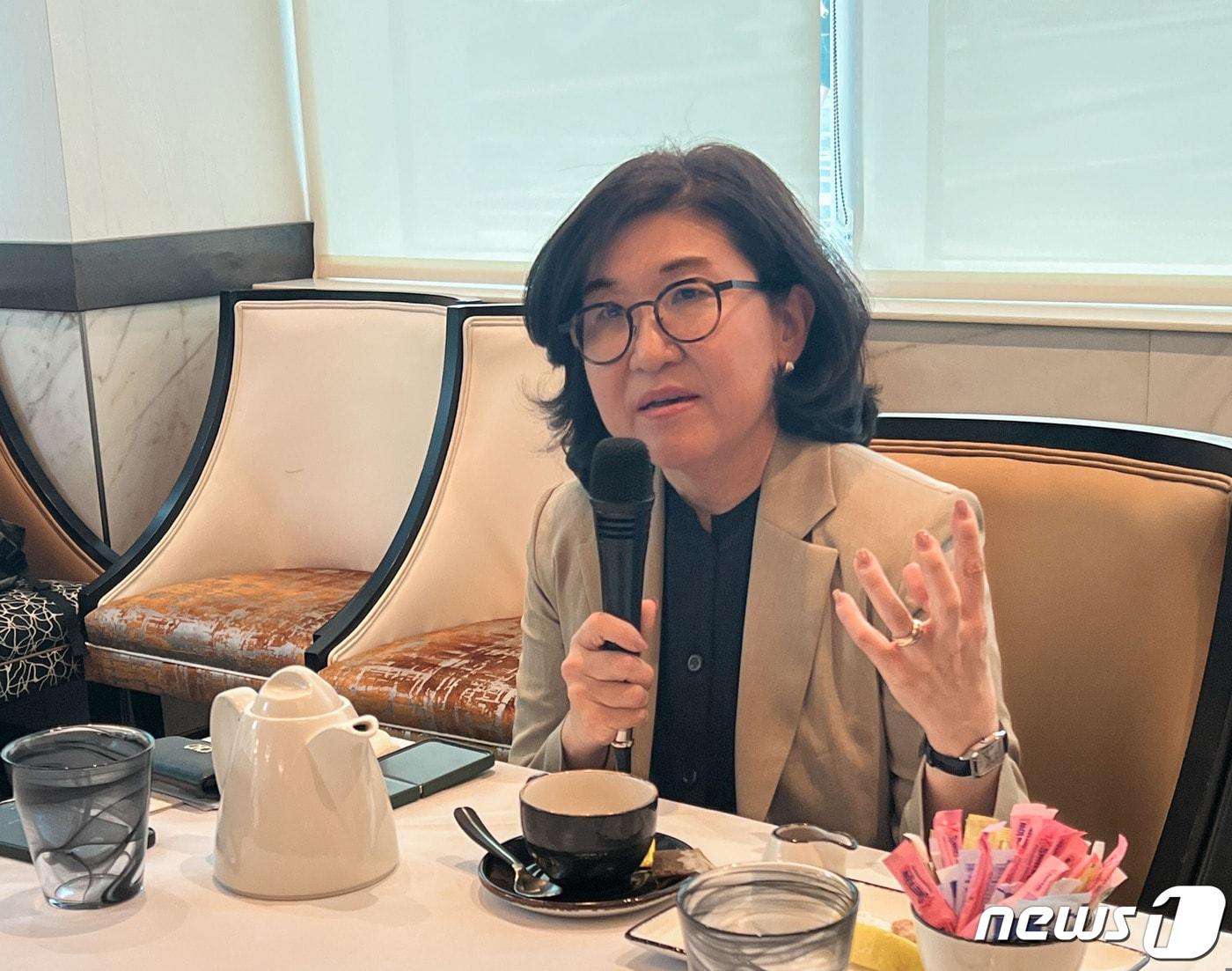 본문 이미지 - 조혜련 삼양바이오팜 미국 법인장은 8일(현지시간) 미국 보스턴에서 열린 '바이오 인터내셔널 컨벤션 2023'(이하 바이오USA)에서 발표를 하고 있다./삼양바이오팜 제공