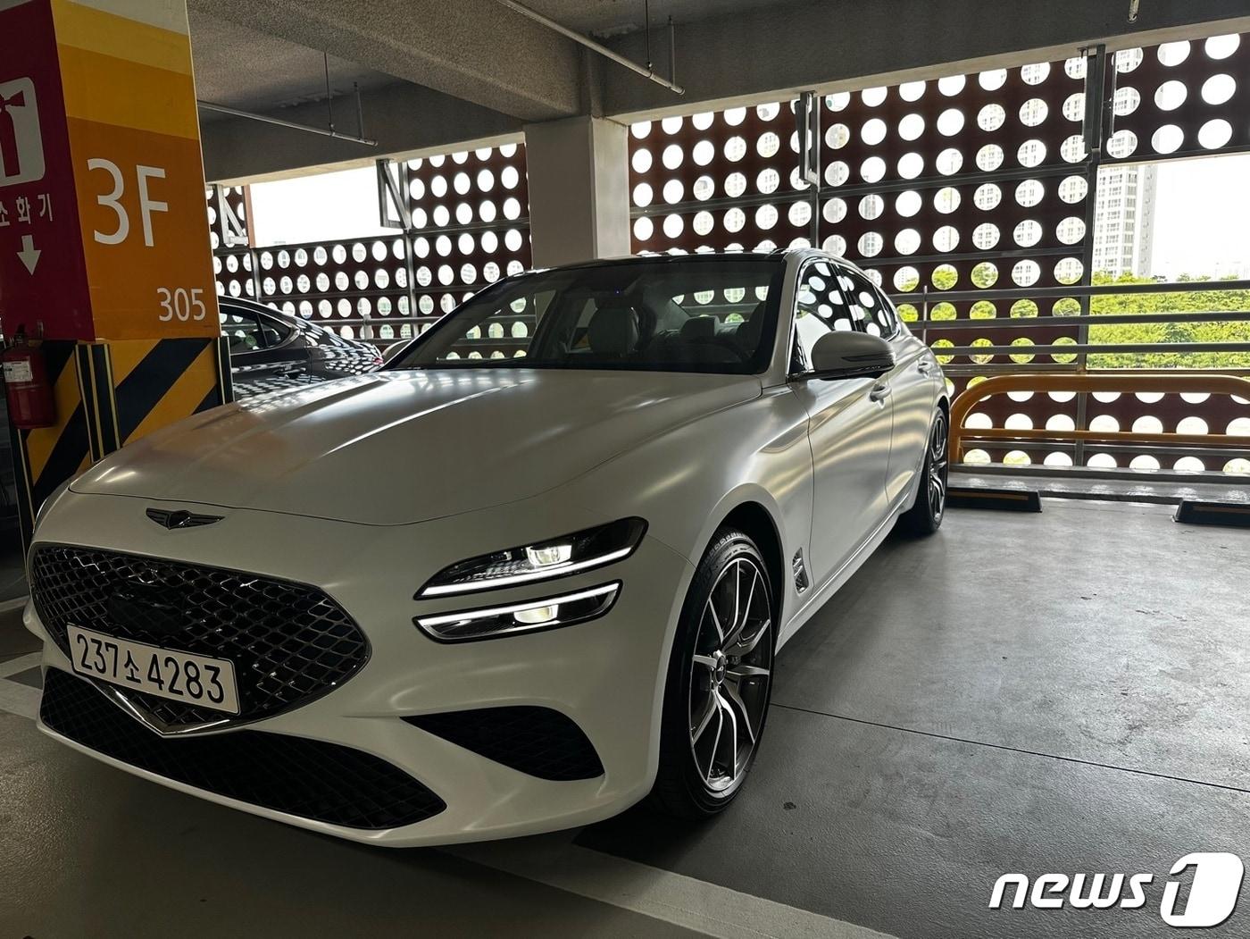 본문 이미지 -  현대차의 신형 제네시스 G70.ⓒ 뉴스1 이동희 기자