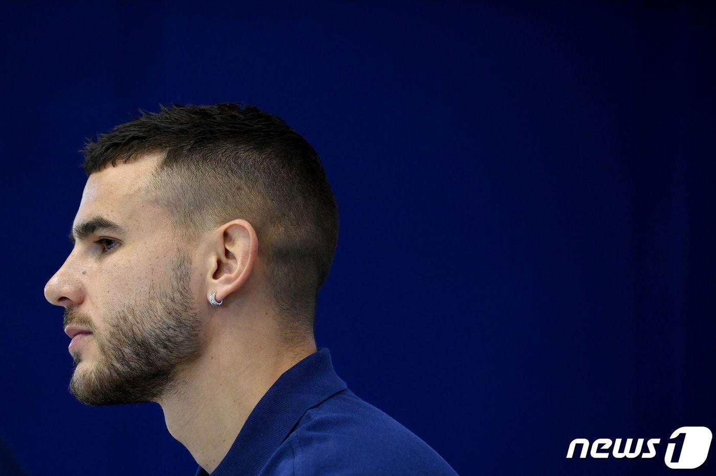 PSG에 입단한 루카스 에르난데스 ⓒ AFP=뉴스1