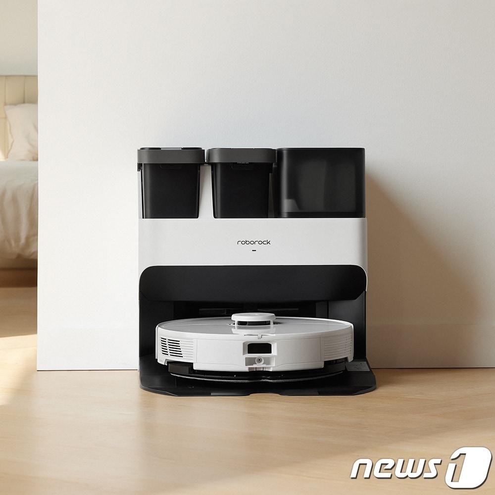 본문 이미지 - CJ온스타일, '로보락 S7 Max Ultra' 단독 론칭.(CJ온스타일 제공)