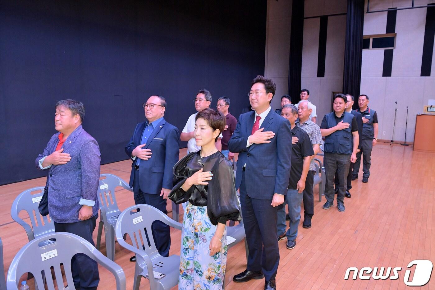 본문 이미지 - ‘2023년 원주시 법인 택시 운수종사자 서비스 향상 결의대회 및 택시 가족 체육대회’가 지난 12일 강원 원주 치악체육관에서 열렸다,(원주시 제공) 2023.7.13/뉴스1