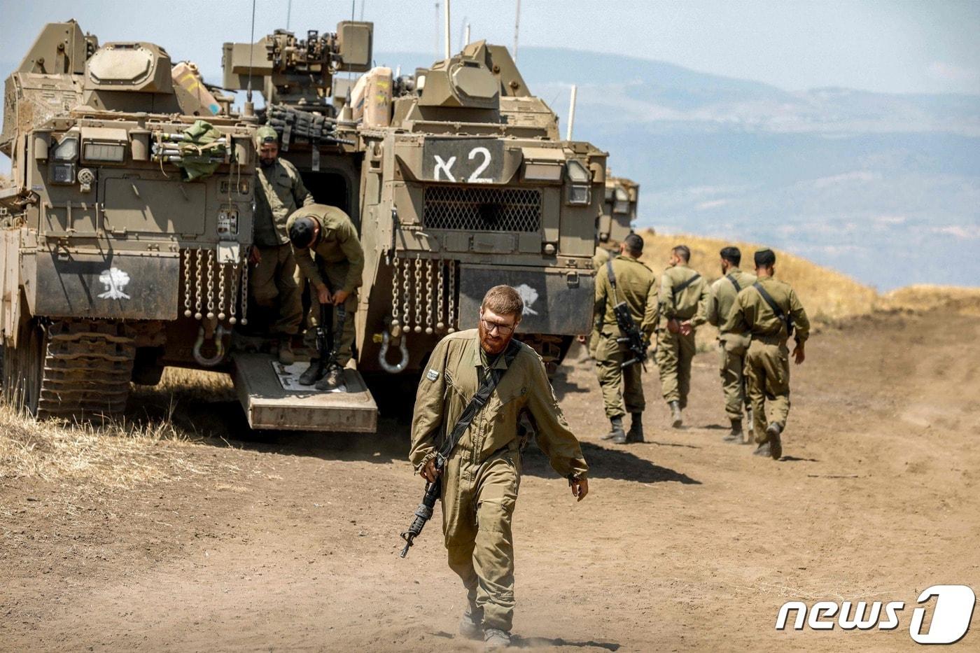 이스라엘 군인들이 지난 6월22일(현지시간) 골란고원에서 군사 훈련을 하고 있다. 23.06.22 ⓒ AFP=뉴스1 ⓒ News1 김예슬 기자