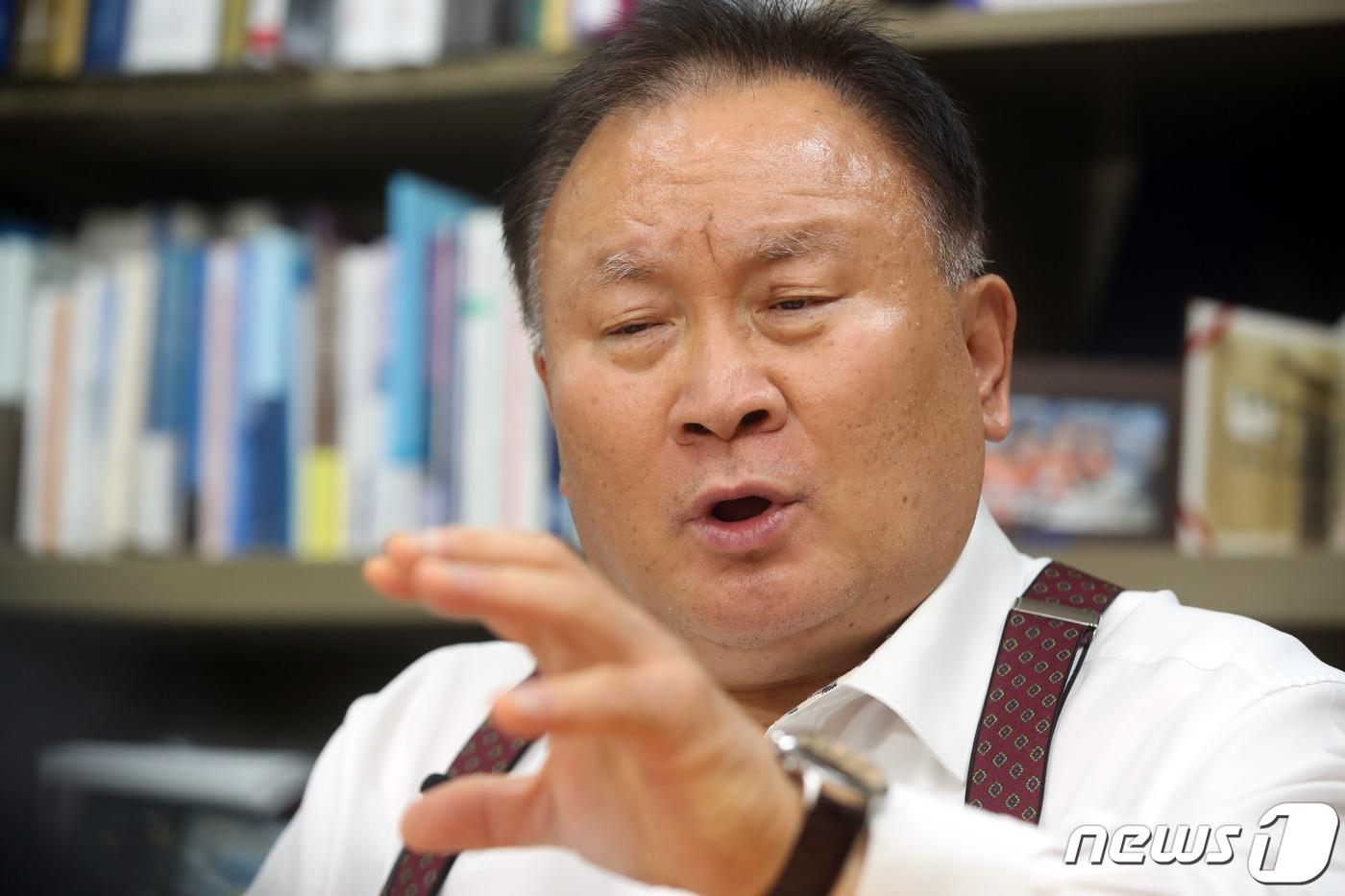 본문 이미지 - 이상민 더불어민주당 의원이 13일 오후 서울 여의도 국회 의원회관에서 뉴스1과 인터뷰를 하고 있다. 2023.7.13/뉴스1 ⓒ News1 황기선 기자