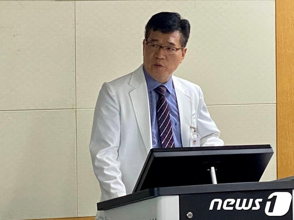 본문 이미지 - 이제중 박셀바이오 대표이사가 기업 설명을 하고 있다./뉴스1