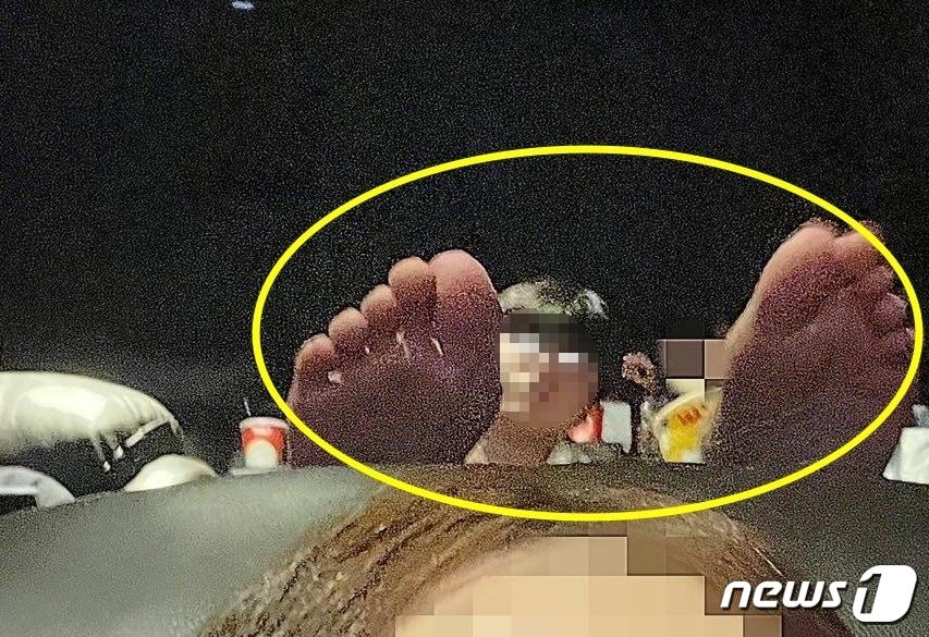 본문 이미지 - (온라인 커뮤니티 갈무리)