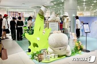 본문 이미지 - 현대백화점 판교점 5층에 마련된 KCC-마시마로 팝업스토어 전경 ⓒ News1 이민주 기자