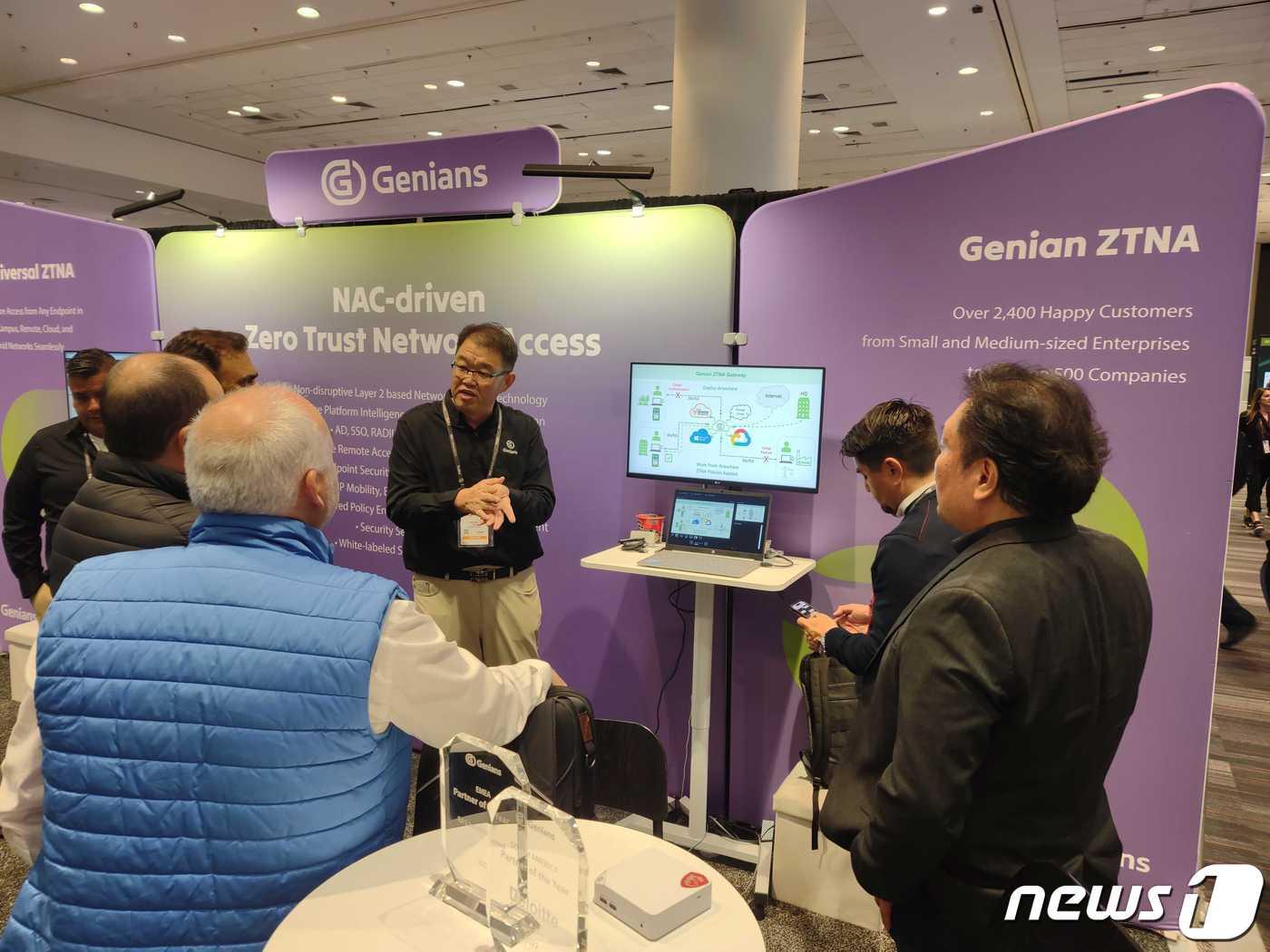 본문 이미지 -  지니언스, 아태지역에서 로드쇼 개최