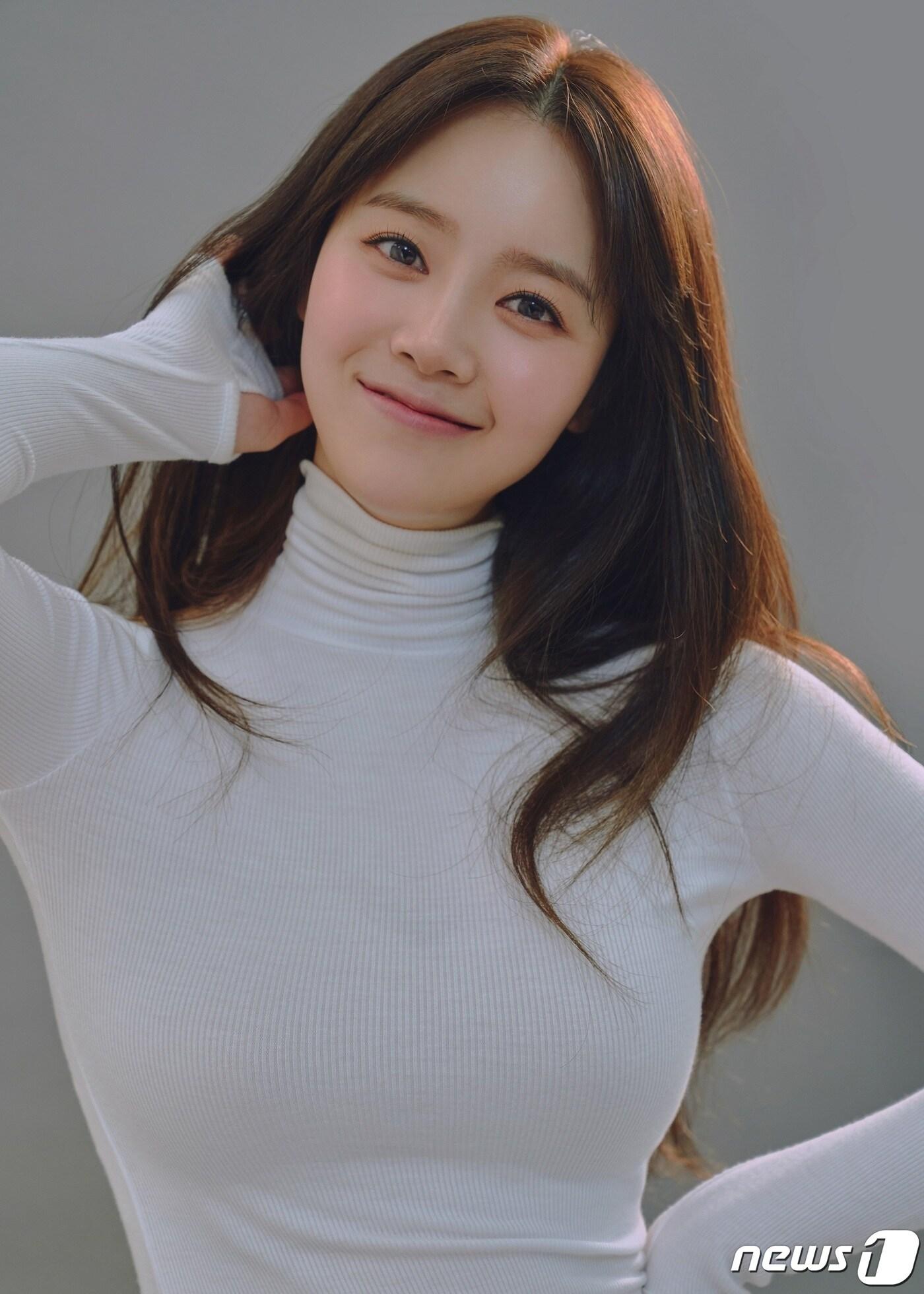 본문 이미지 - 배우 신고은. (키움 히어로즈 제공)