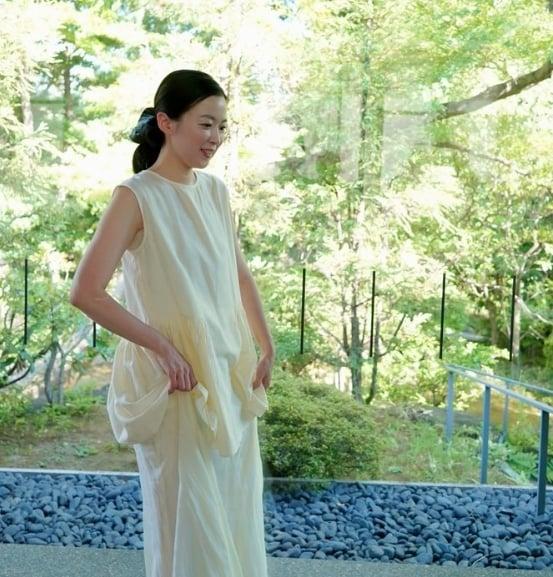 본문 이미지 - 방송인 강한나 트위터 갈무리