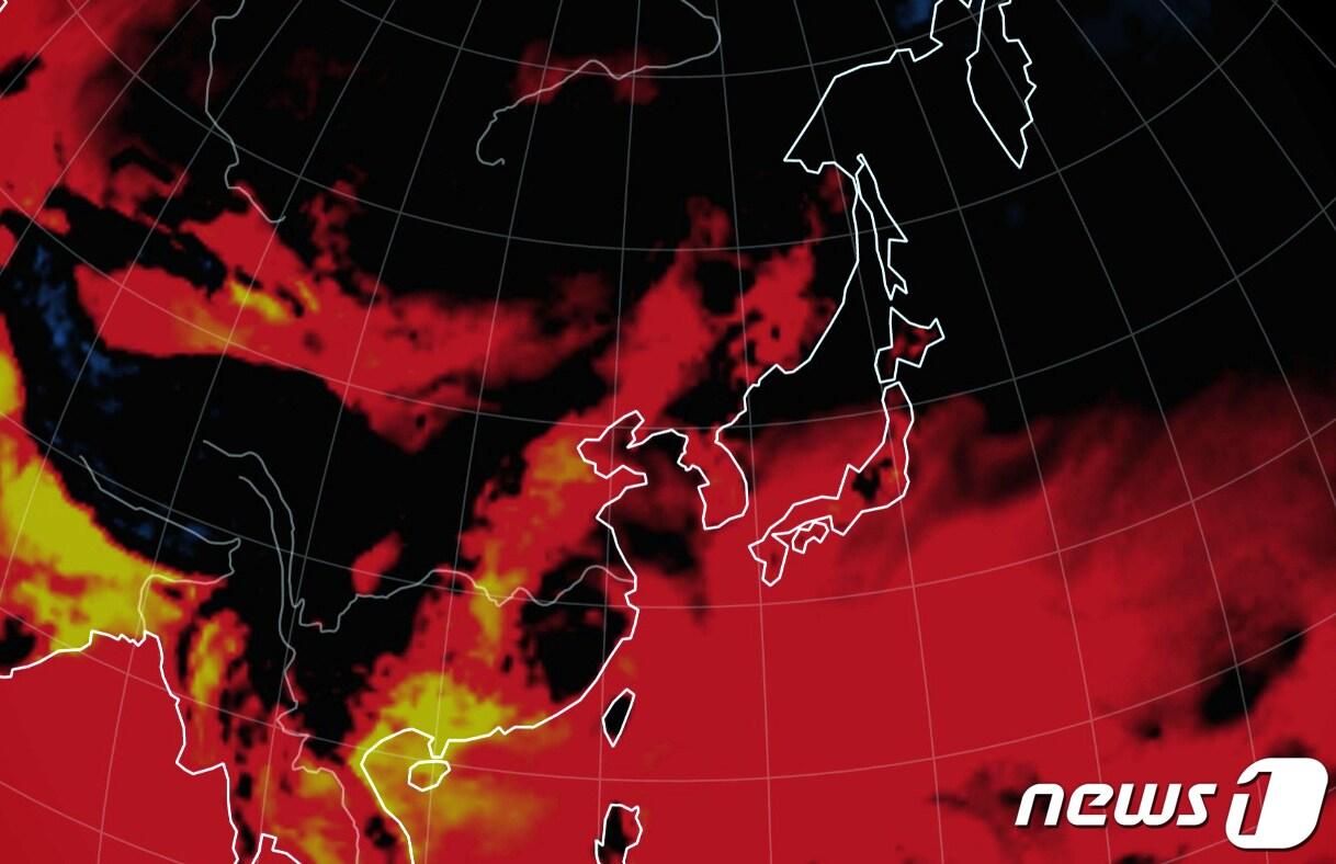 본문 이미지 - 장마 직후 찾아온 찜통더위와 열대야가 다음 주에도 이어지겠다. (어스널스쿨 캡처)2023.7.28/뉴스1