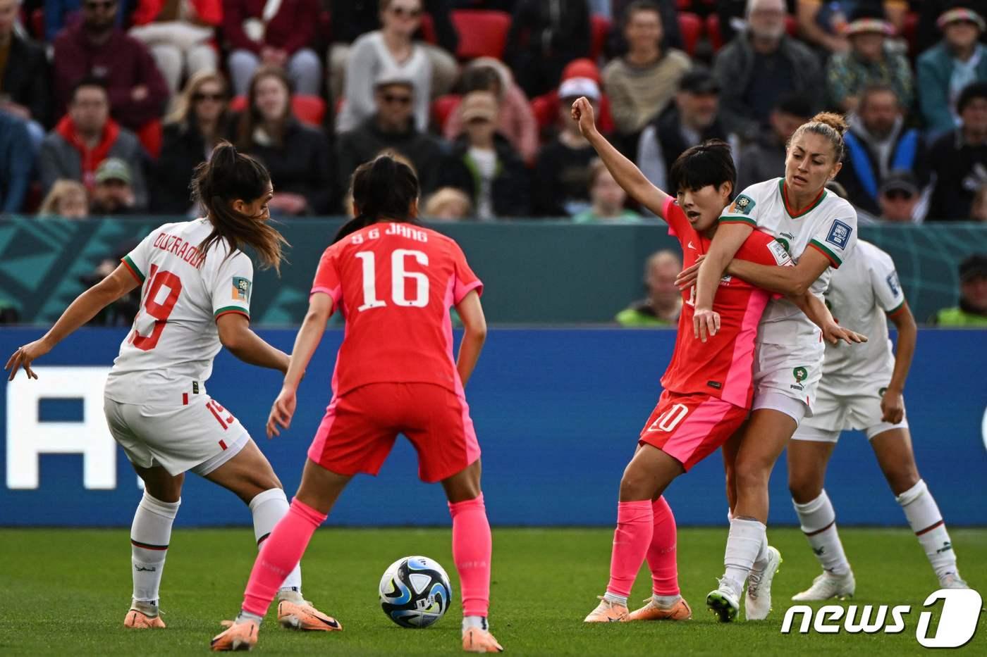 한국과 모로코의 경기 모습 ⓒ AFP=뉴스1