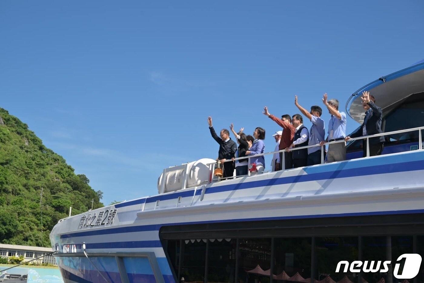 유시쿤 대만 입법원장이 4일 일본 최서단 오키나와현 요나구니섬을 방문했다. 2023.0704/뉴스1(유시쿤 입법원장 페이스북 갈무리)