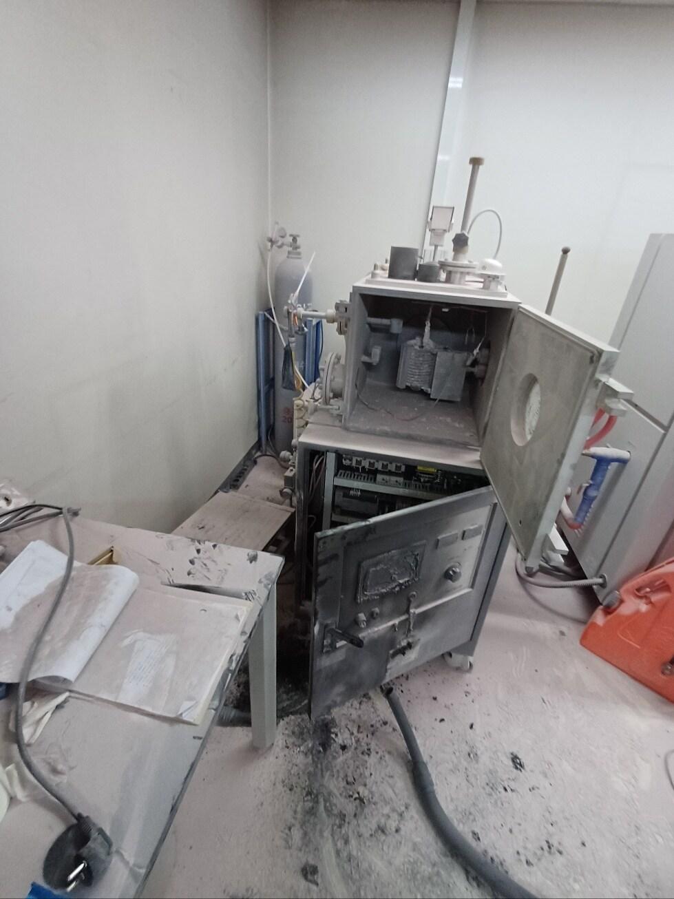 본문 이미지 - 7일 오전 11시 21분께 충남 천안시 동남구 한 대학교 실험실에서 폭발사고로 1명이 부상을 입었다. (천안동남소방서 제공)