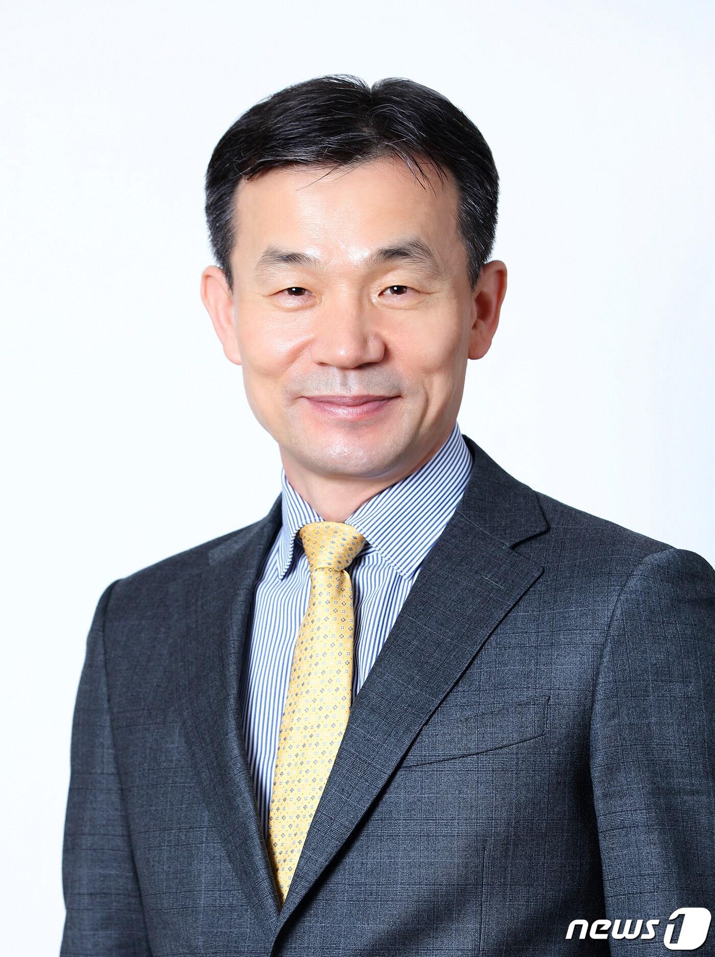 본문 이미지 - 이중무 애큐온캐피탈 대표/사진제공=이중무 애큐온캐피탈