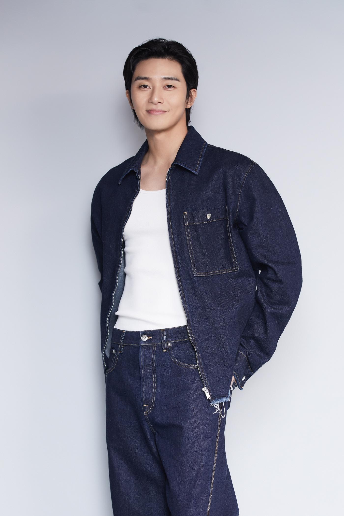 본문 이미지 - 박서준 / 어썸이엔티