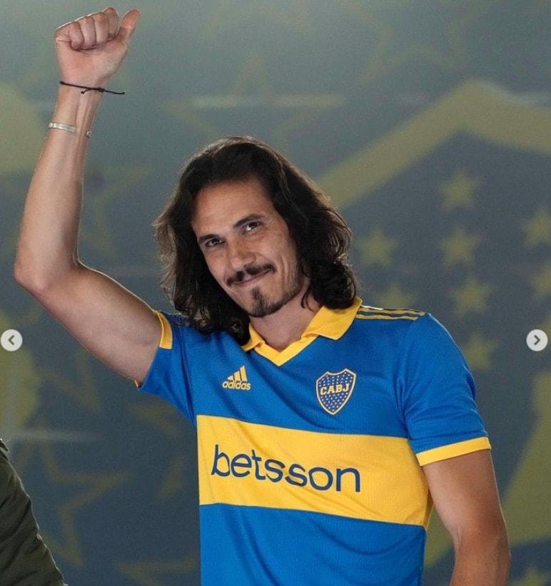 본문 이미지 - 보카 주니어스에 입단한 에디손 카바니. (보카 주니어스 인스타그램 캡처)