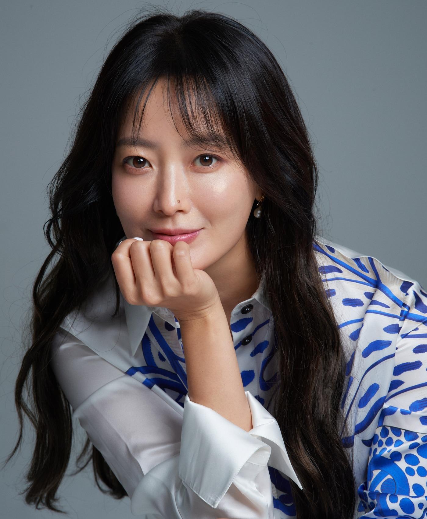 본문 이미지 - 김희선(힌지엔터테인먼트 제공)