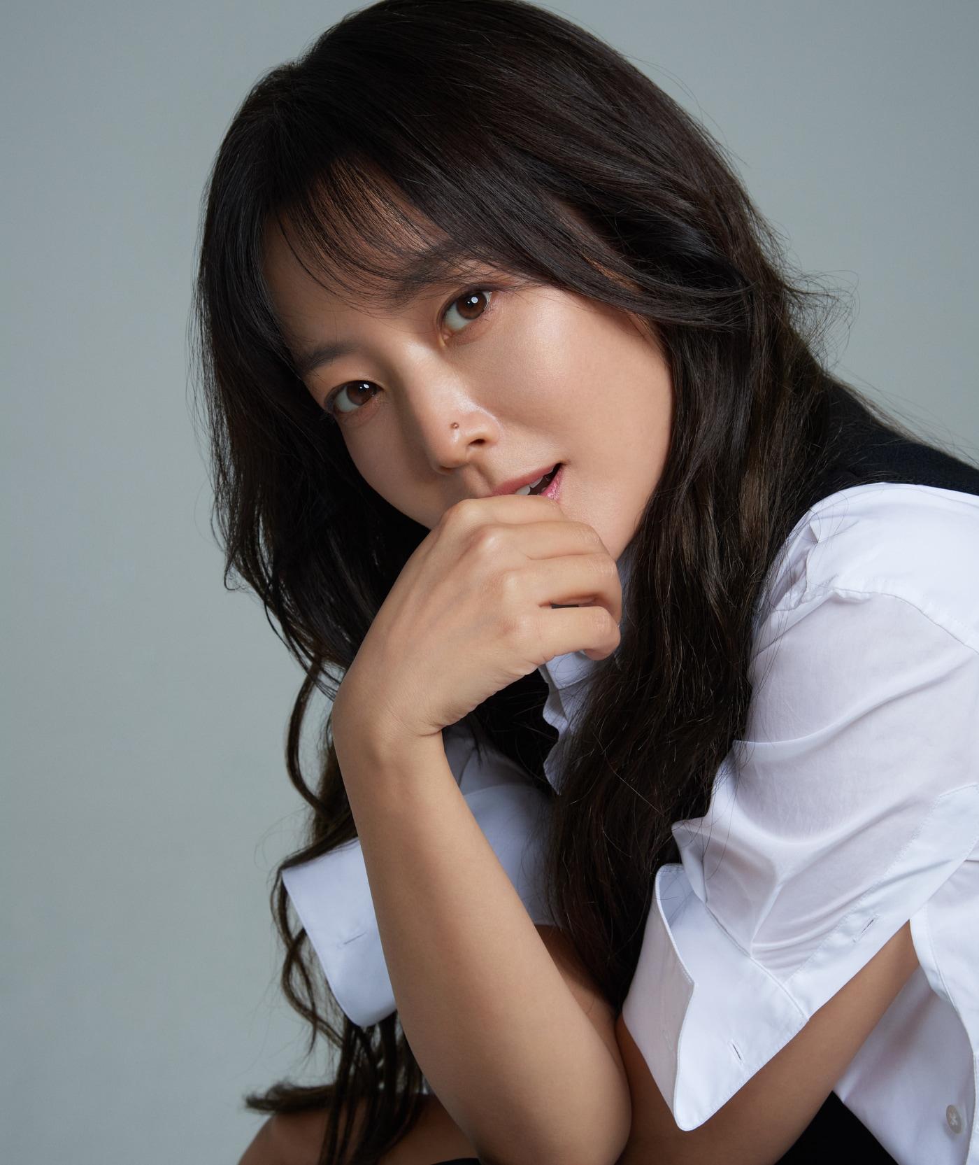 본문 이미지 - 김희선(힌지엔터테인먼트 제공)