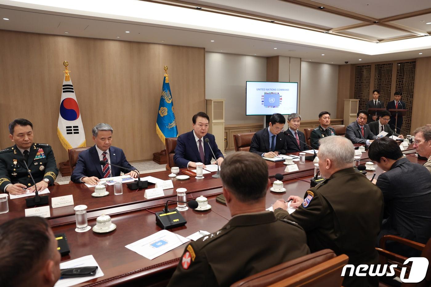 본문 이미지 - 윤석열 대통령이 지난 8월10일 용산 대통령실 청사에서 열린 유엔사 주요 직위자 초청 간담회에서 발언하고 있다. (대통령실 제공) 2023.8.10/뉴스1 ⓒ News1 오대일 기자