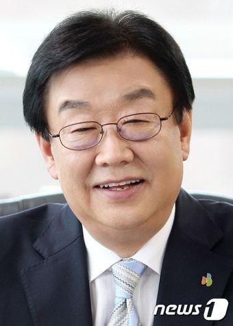 본문 이미지 - 김정남 DB손해보험 부회장/사진제공=DB손해보험 