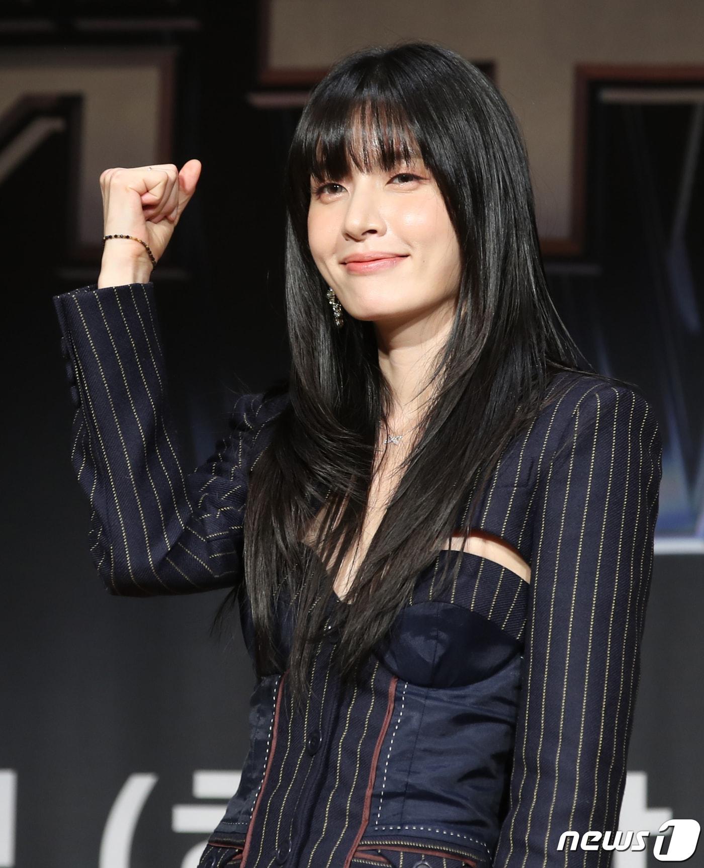 본문 이미지 - 안무가 모니카가 17일 오전 서울 마포구 상암동 DMC타워에서 열린 Mnet '스트릿 우먼 파이터2'(스우파2) 제작발표회에서 포즈를 취하고 있다. 2023.8.17/뉴스1 ⓒ News1 권현진 기자