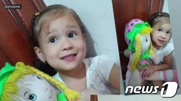 본문 이미지 - 그렉 애버트 텍사스 주지사의 이민자 수송 정책에 따라 시카고로 향하던 4세 소녀가 숨지는 일이 지난 10일&#40;현지시각&#41; 발생했다.&#40;고펀드미 갈무리&#41;.