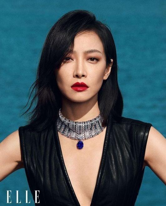 본문 이미지 - 빅토리아, 엘르 차이나