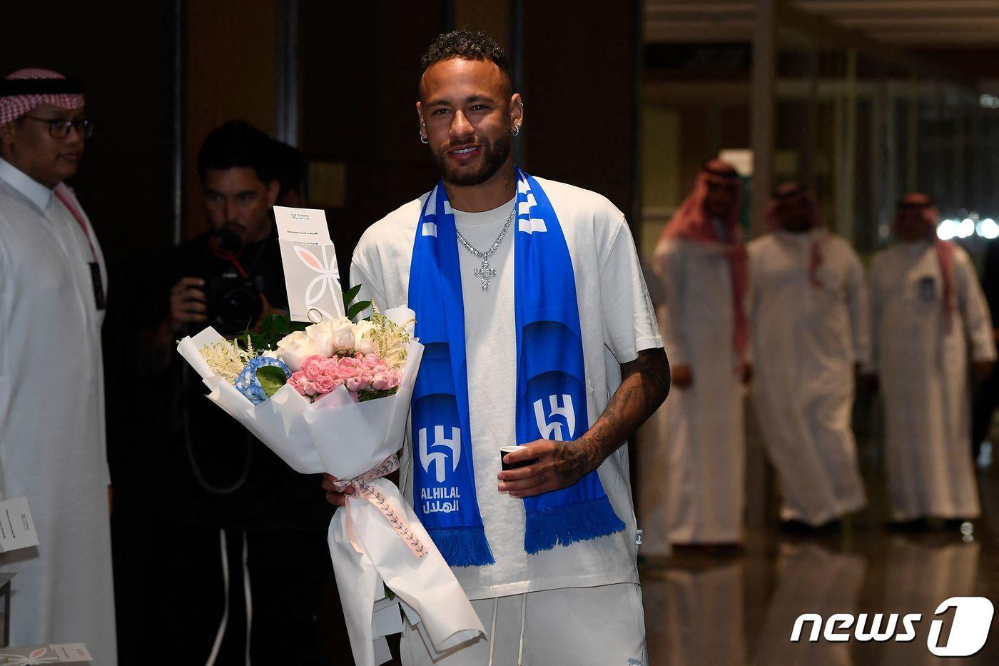 사우디아라비아에 도착한 네이마르. ⓒ AFP=뉴스1