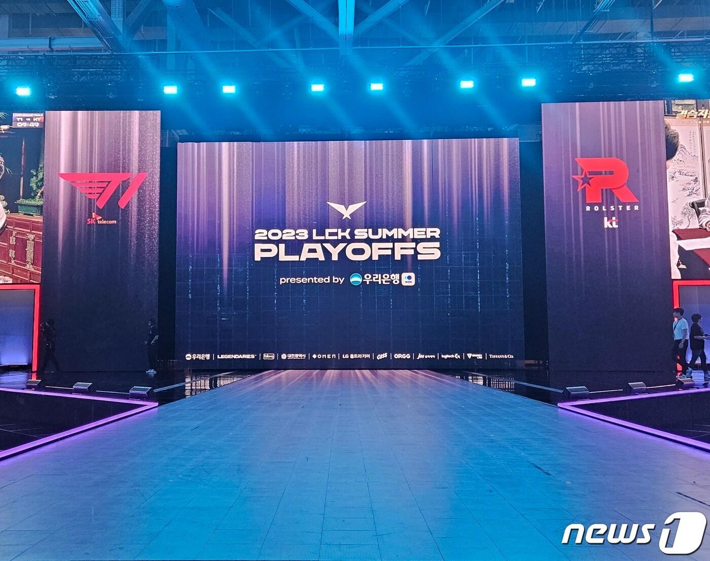 본문 이미지 - LCK 서머 준결승전이 개최된 대전광역시 유성구 대전컨벤션센터 제2전시장의 전경. /뉴스1 ⓒ News1 박소은 기자