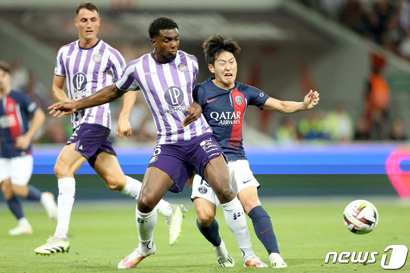 본문 이미지 - PSG 이강인(오른쪽). ⓒ AFP=뉴스1