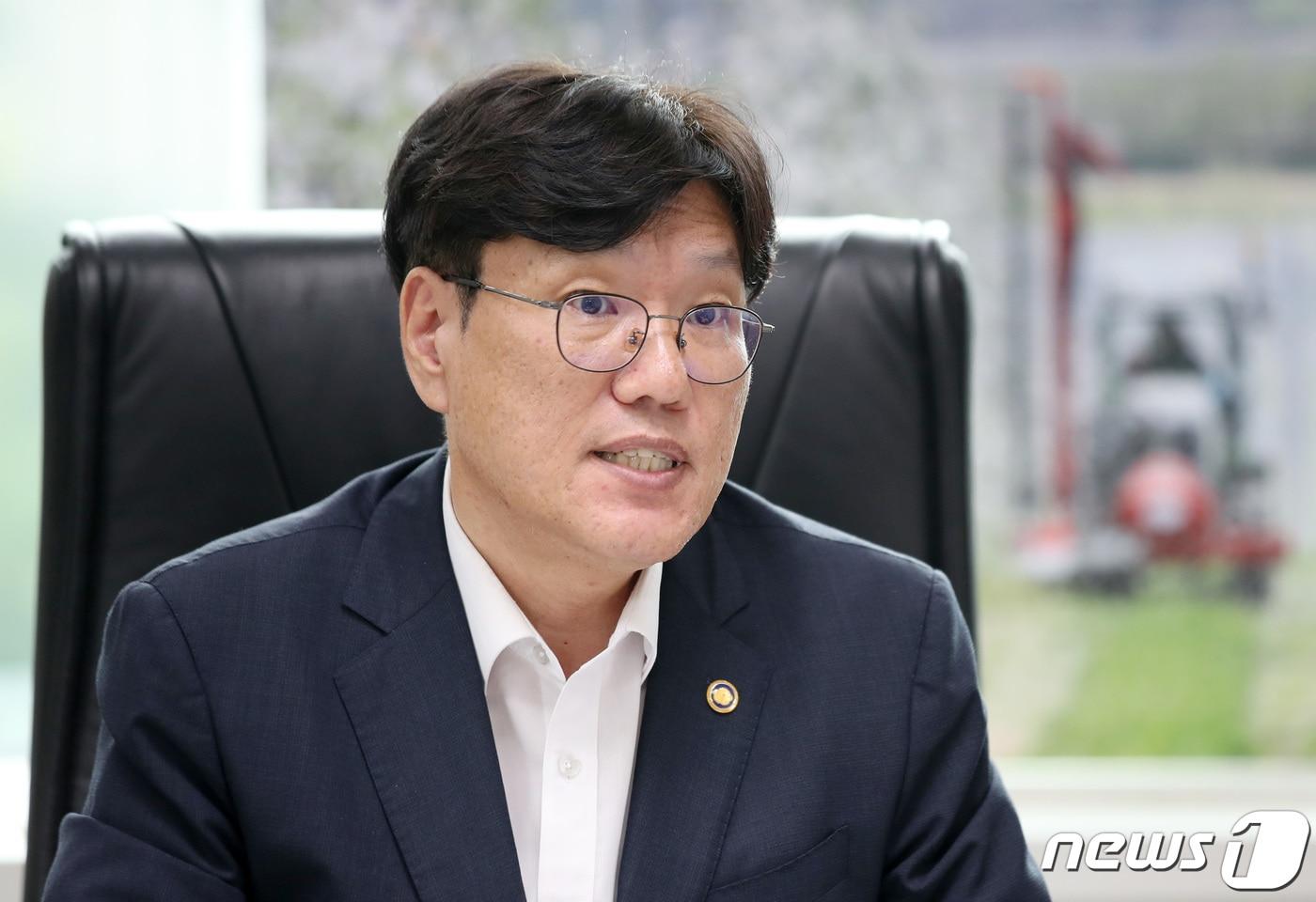 본문 이미지 - 조재호 농촌진흥청장이 지난 22일 농진청 서울 여의도사무소에서 <뉴스1>과 인터뷰하고 있다. 2023.8.22/뉴스1 ⓒ News1 구윤성 기자