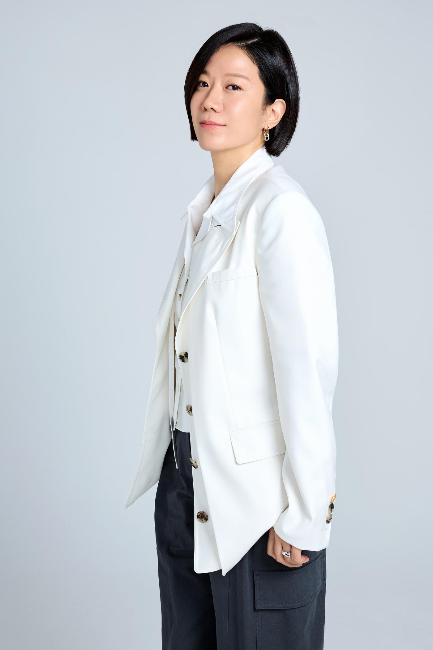 본문 이미지 - 배우 전혜진 / 호두앤유엔터테인먼트 제공