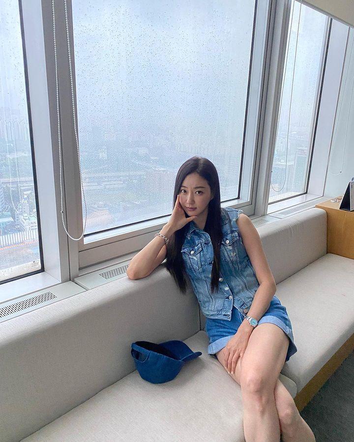 본문 이미지 - 김사랑 SNS