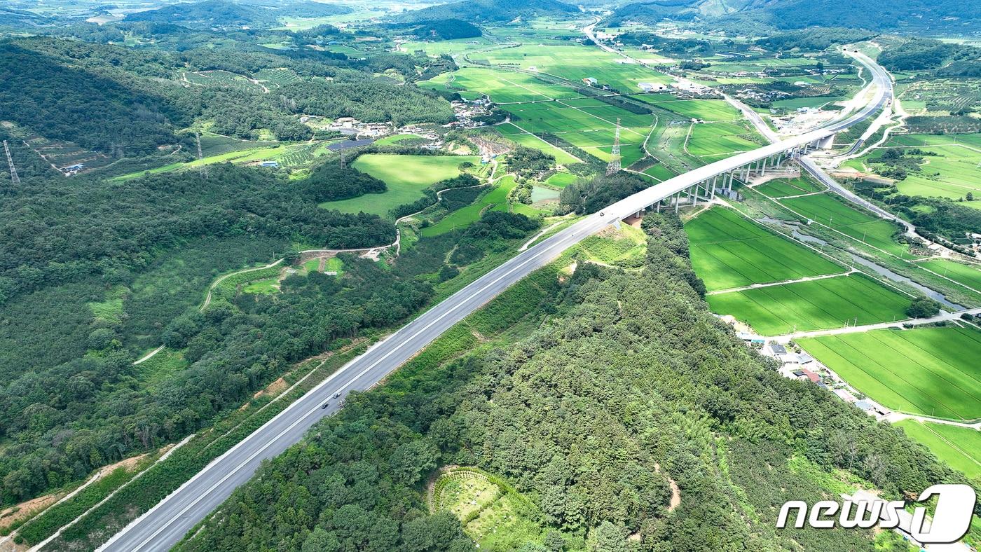 본문 이미지 - 광주~완도 고속도로 1단계구간 영암군 금정면 제4공구 (완도군 제공)/뉴스1 