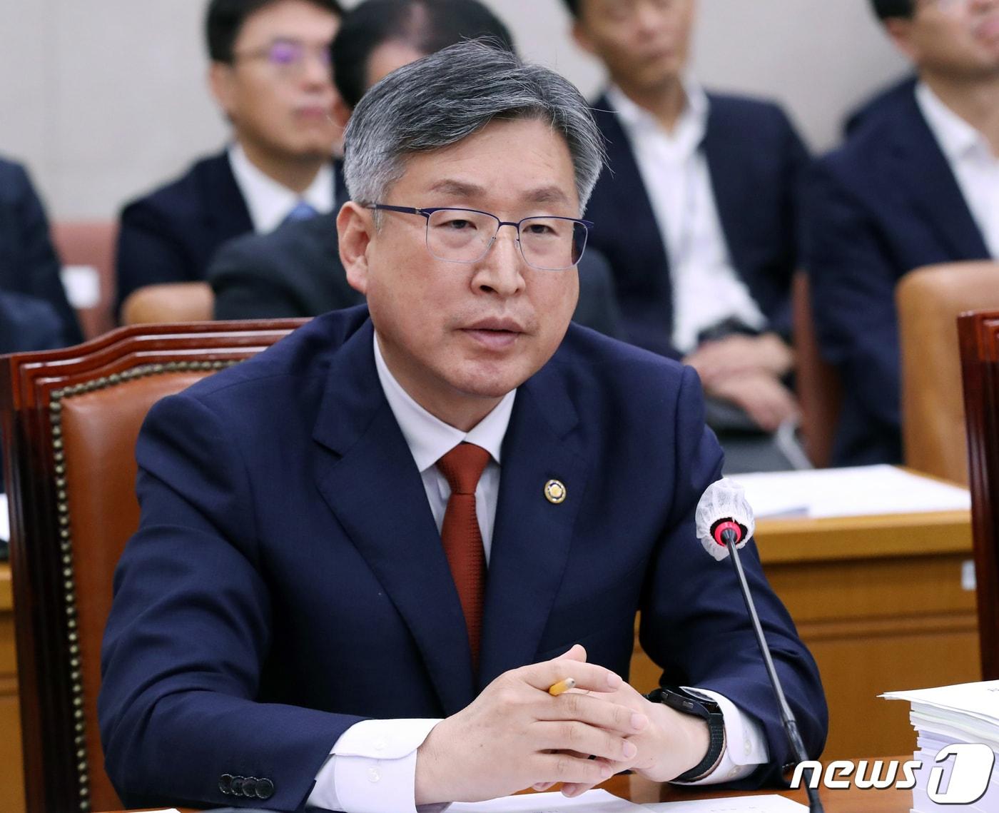 본문 이미지 - 김종욱 전 해양경찰청장. 2023.8.24 ⓒ 뉴스1 송원영 기자