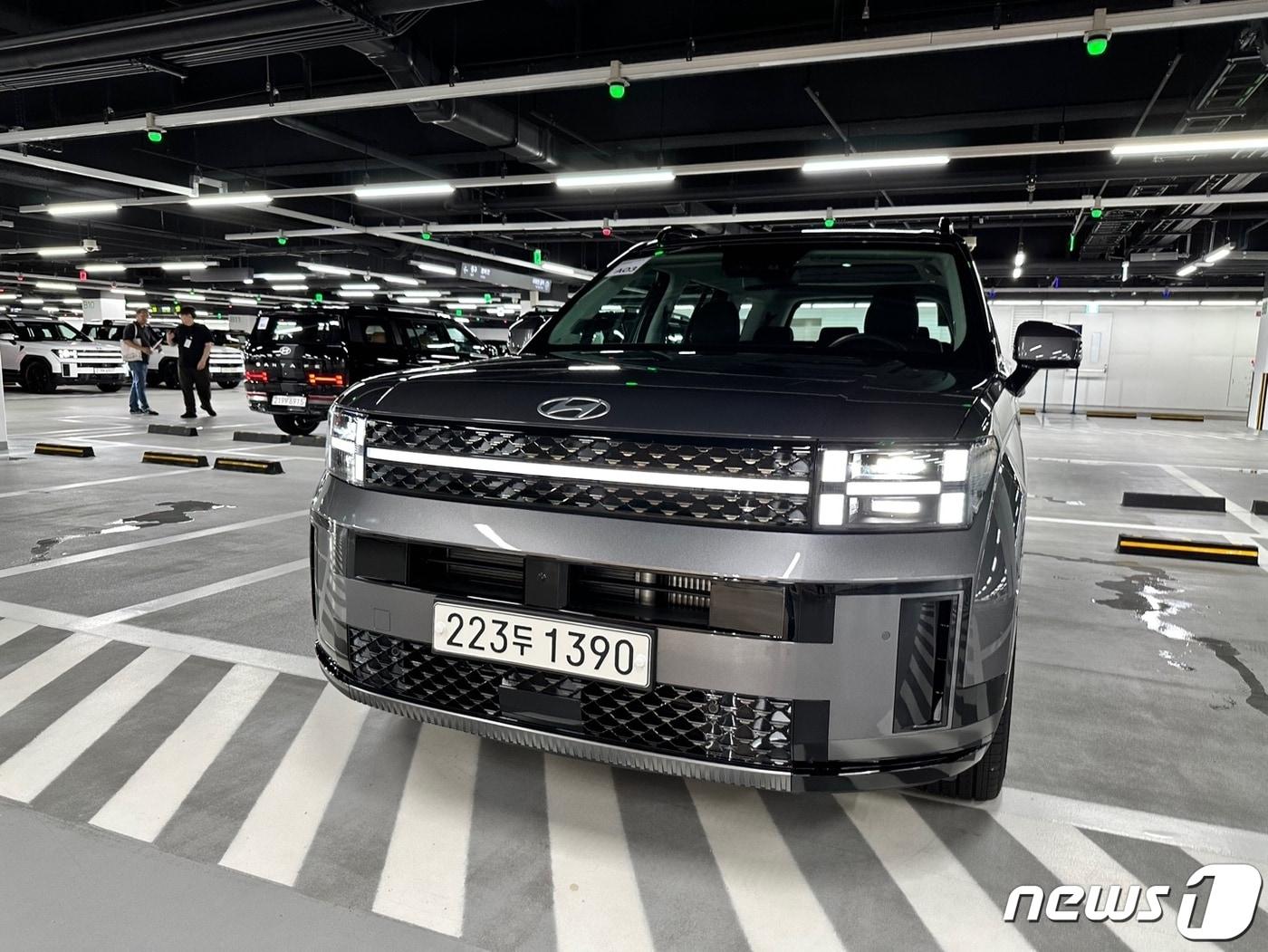 본문 이미지 -  신형 싼타페.ⓒ 뉴스1 이동희 기자