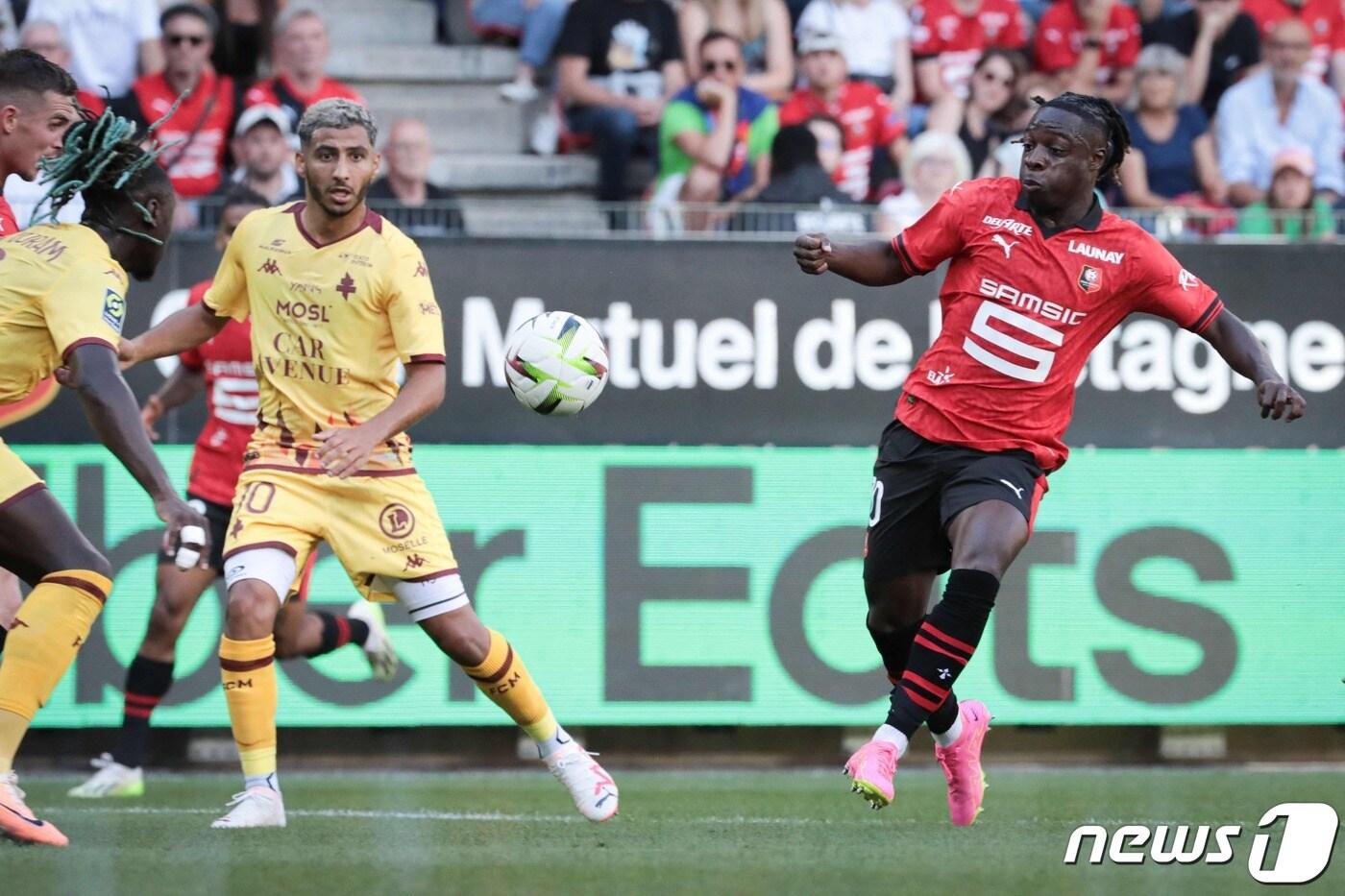 맨체스터 시티에 입단한 제레미 도쿠.  ⓒ AFP=뉴스1