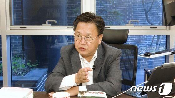 본문 이미지 - 존리 메리츠자산운용주식회사 대표가 뉴스1가 인터뷰 하고 있다. ⓒ News1 이승아 기자