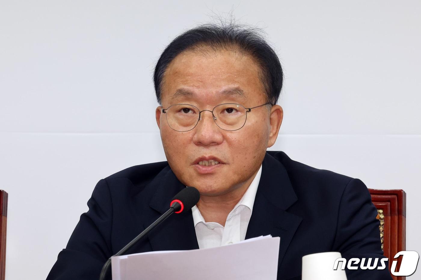 윤재옥 국민의힘 원내대표가 28일 오전 서울 여의도 국회에서 열린 최고위원회의에서 모두발언을 하고 있다. 2023.8.28/뉴스1 ⓒ News1 황기선 기자