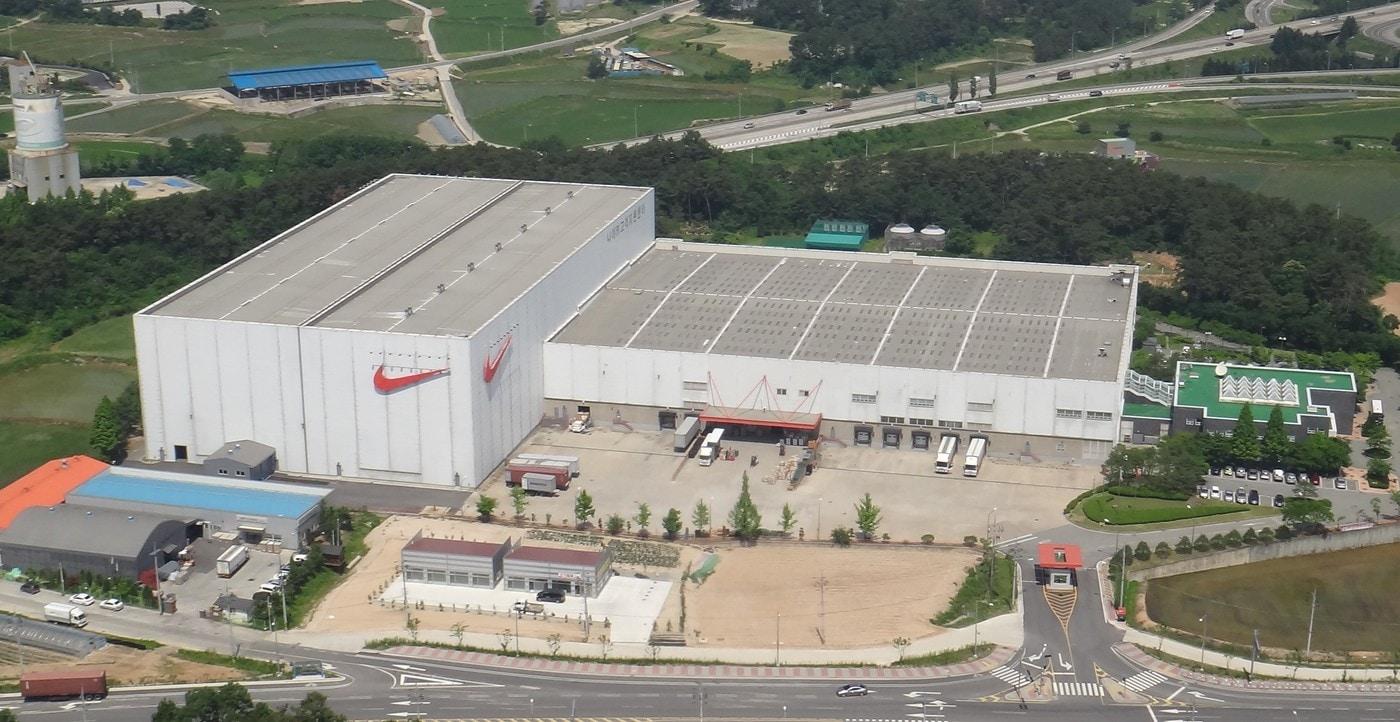 나이키코리아 이천 CSC 전경(두산로지스틱스솔루션 제공).