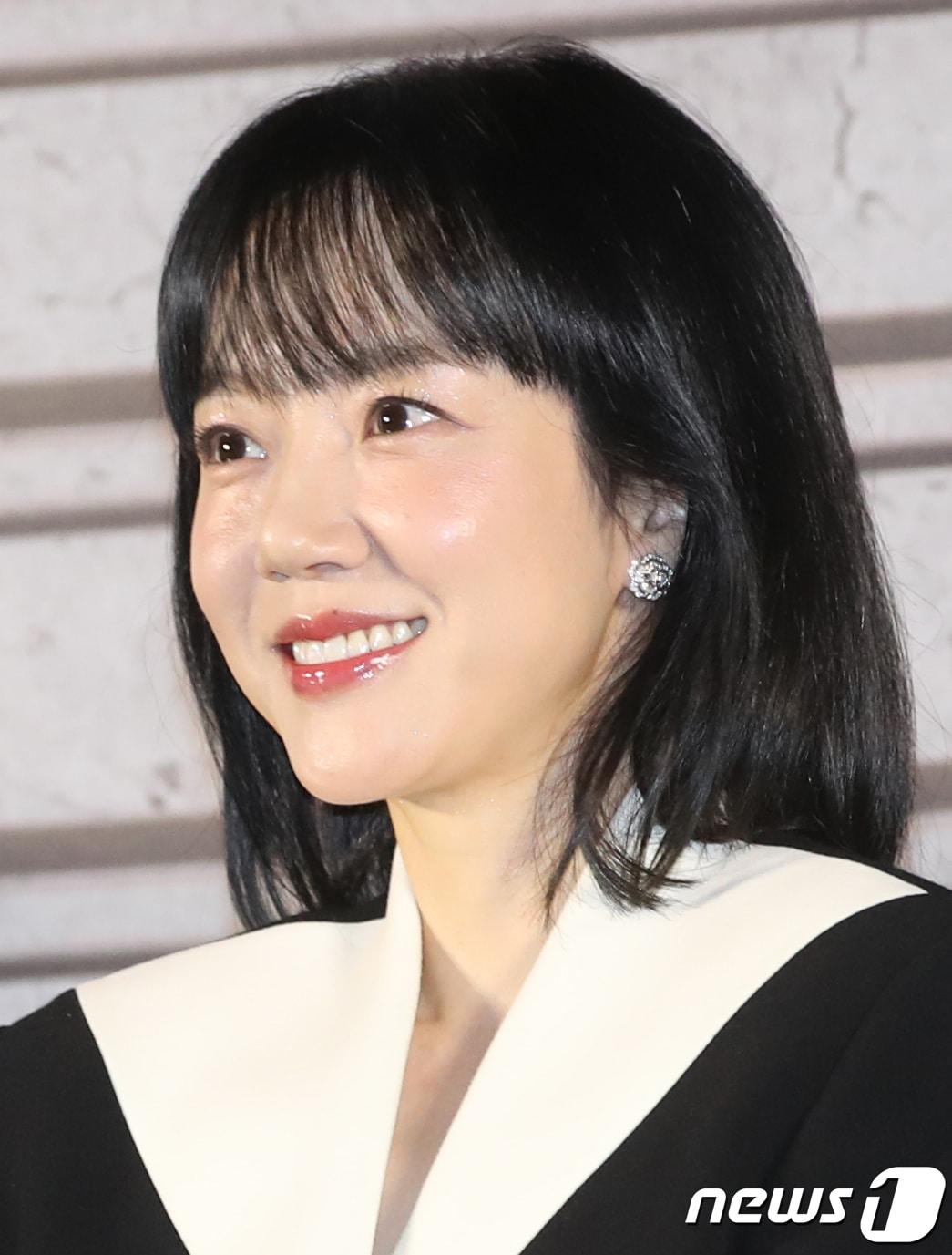 본문 이미지 - 배우 임수정이 최강 동안미모를 뽐냈다. ⓒ News1 권현진 기자