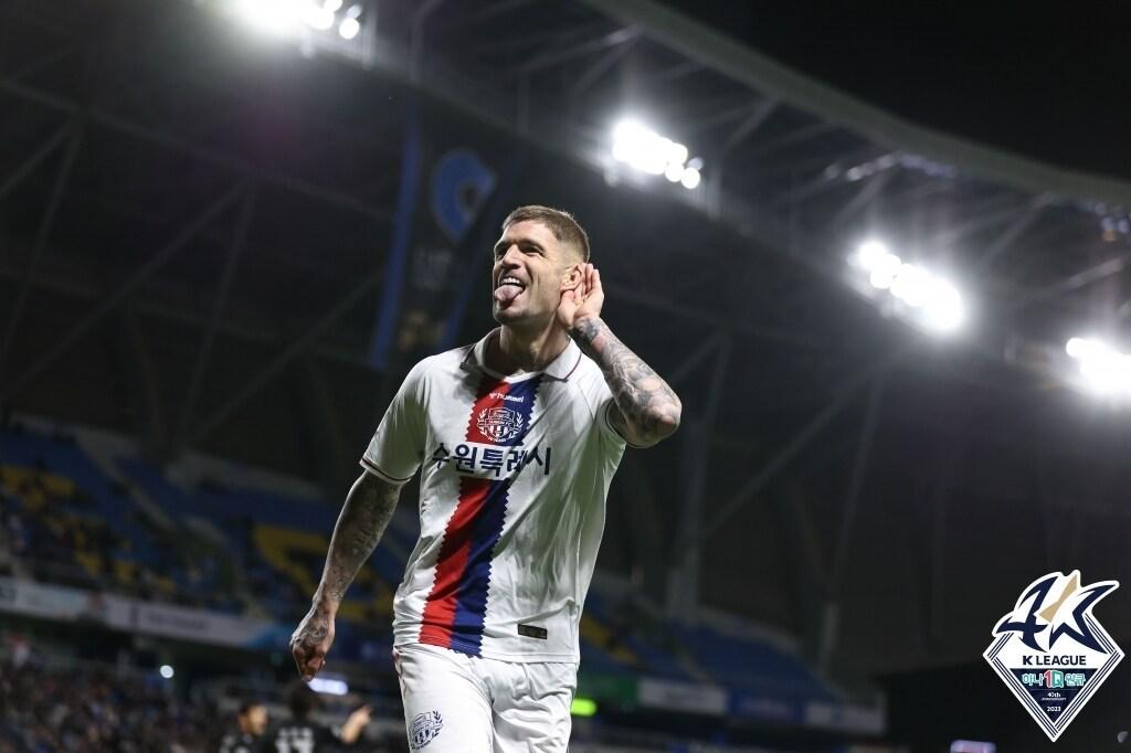 본문 이미지 - 음주운전으로 논란이 된 라스(한국프로축구연맹 제공) 