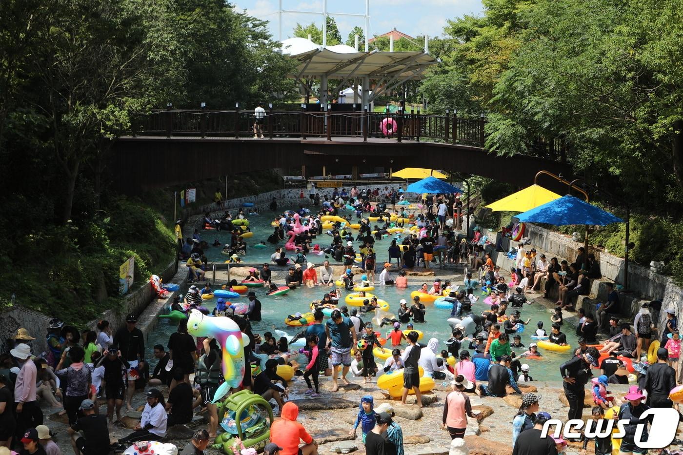 영암 월출산기찬랜드 물놀이장 (영암군 제공)/뉴스1 