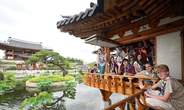 본문 이미지 - 자료사진(지난 2023년 제25회 세계스카우트잼버리에 참가했던 불가리아 대원들)./뉴스1