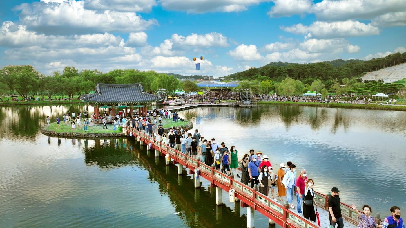 서동연꽃축제가 열린 궁남지의 모습.(부여군 제공)/뉴스1 