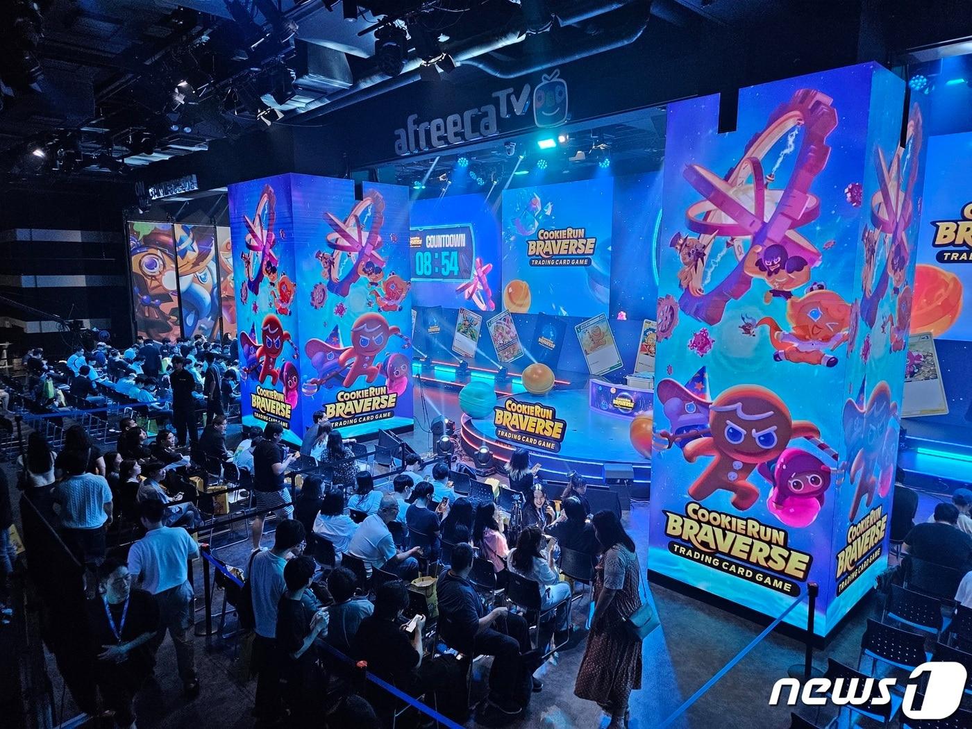 본문 이미지 - 쿠키런: 브레이버스 론칭 쇼케이스에 참석한 쿠키런 유저 및 팬들의 모습 /뉴스1 ⓒ News1 박소은 기자