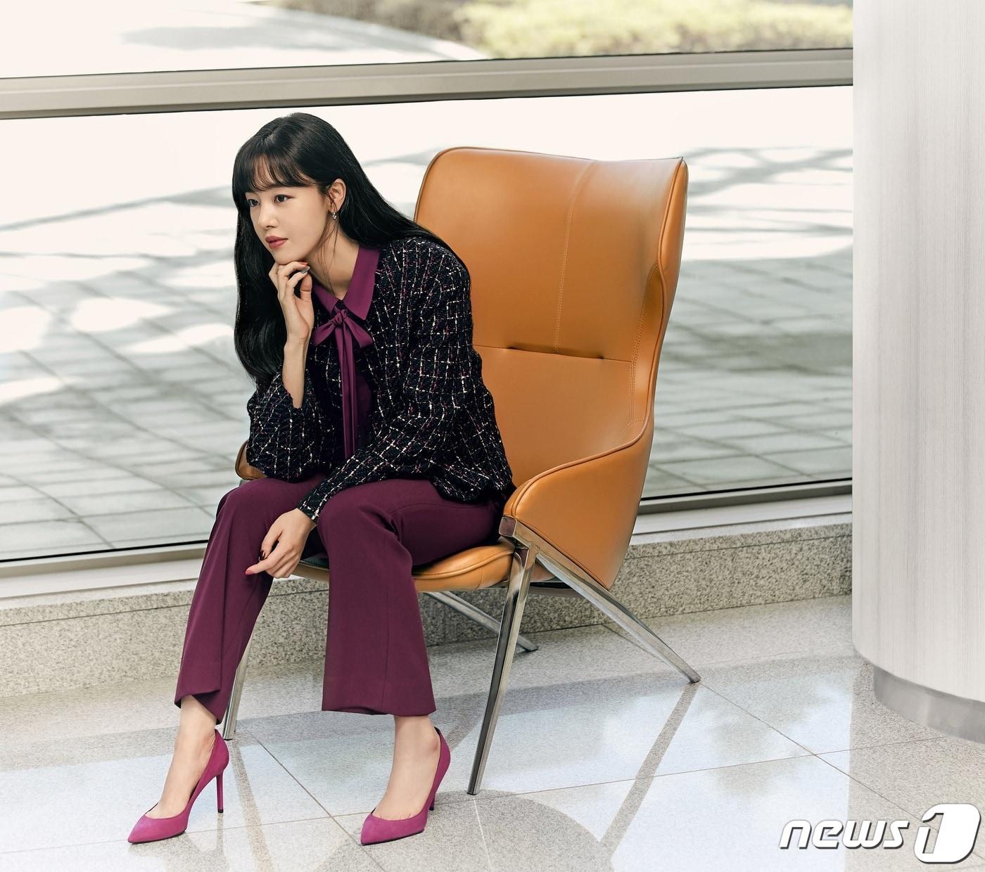 본문 이미지 - 한선화 꼼빠니아 2023 F/W 화보(글로벌세아 제공)  