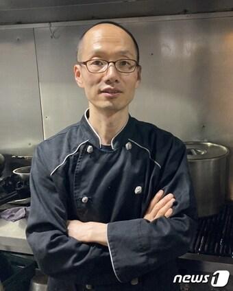 본문 이미지 -  전호제 셰프.