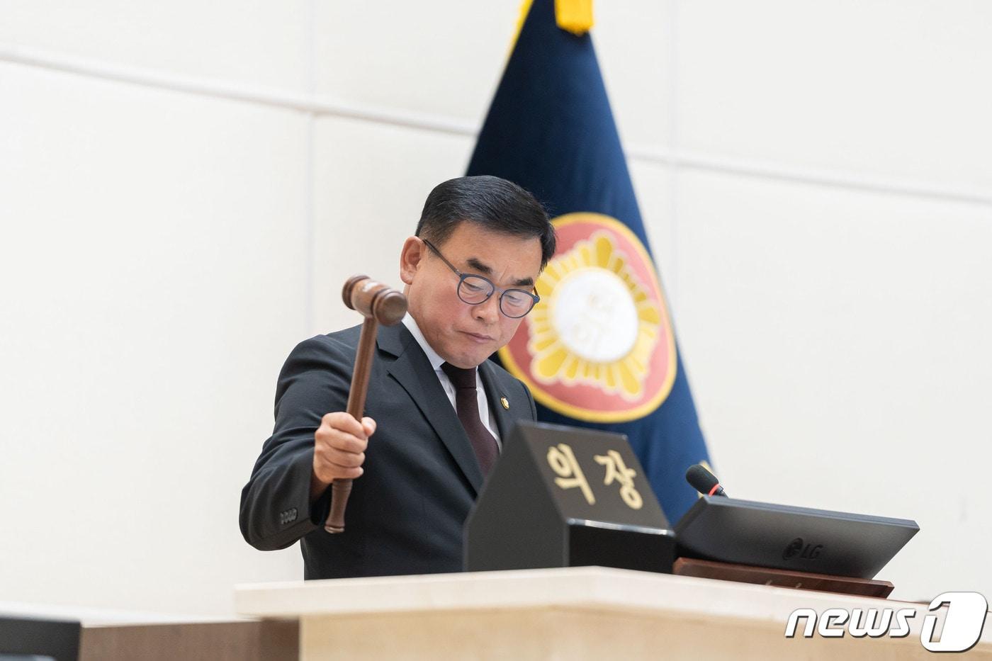 본문 이미지 - 윤원균 용인특례시의회 의장.(의회측 제공)