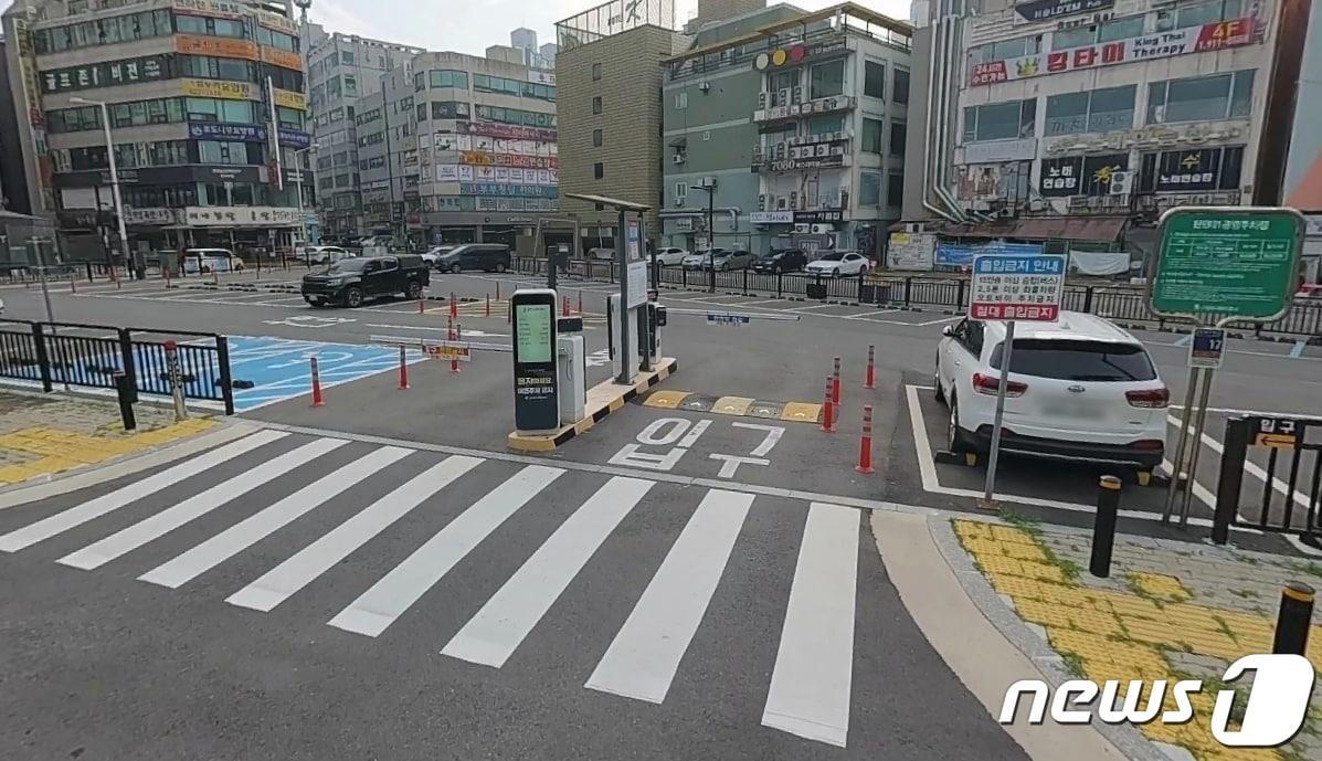 본문 이미지 - 고양시가 추석 연휴기간 중 59개 공영주차장을 무료 개방한다. 사진은 원당 공영주차장. (고양시 제공)